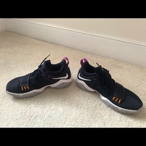 Nike Paul George (PG) 2.5 Men’s shoes: Size 7Y